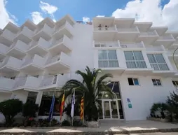 Azuline Hotel Palmanova Garden | Balearic Adaları - Mayorka Adası - Calvia - Palmanova