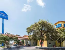 Baymont by Wyndham San Antonio Near South Texas Medical Ctr | Teksas - San Antonio (ve civarı) - San Antonio