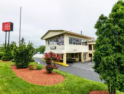 Red Carpet Inn - Stamford | Connecticut - Stamford (ve civarı) - Stamford