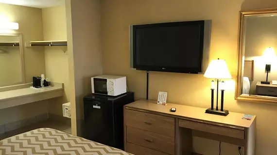 Travelodge by Wyndham Tacoma Near McChord AFB | Washington - Tacoma (ve civarı) - Tacoma