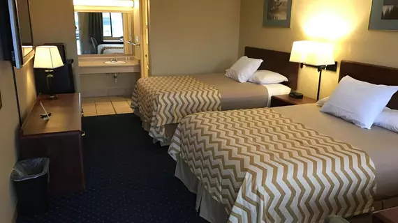 Travelodge by Wyndham Tacoma Near McChord AFB | Washington - Tacoma (ve civarı) - Tacoma