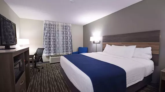 Days Inn & Suites by Wyndham Wisconsin Dells | Wisconsin - Wisconsin Dells (Wisconsin Vadileri) (ve civarı) - Wisconsin Dells - Delton Gölü