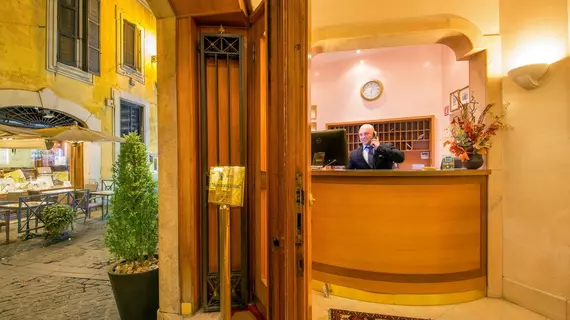 9Hotel Cesari | Lazio - Roma (ve civarı) - Roma Kent Merkezi - Navona