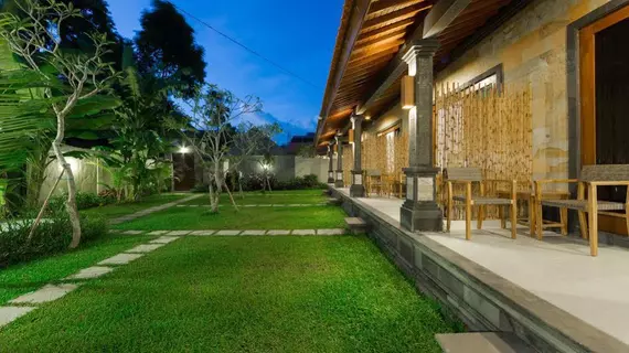 Paisa Villa Seminyak | Bali - Badung - Seminyak