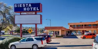 Siesta Motel