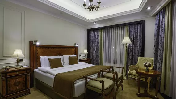 Golden Palace Hotel Yerevan | Erivan (ve civarı) - Yerevan - Kentron